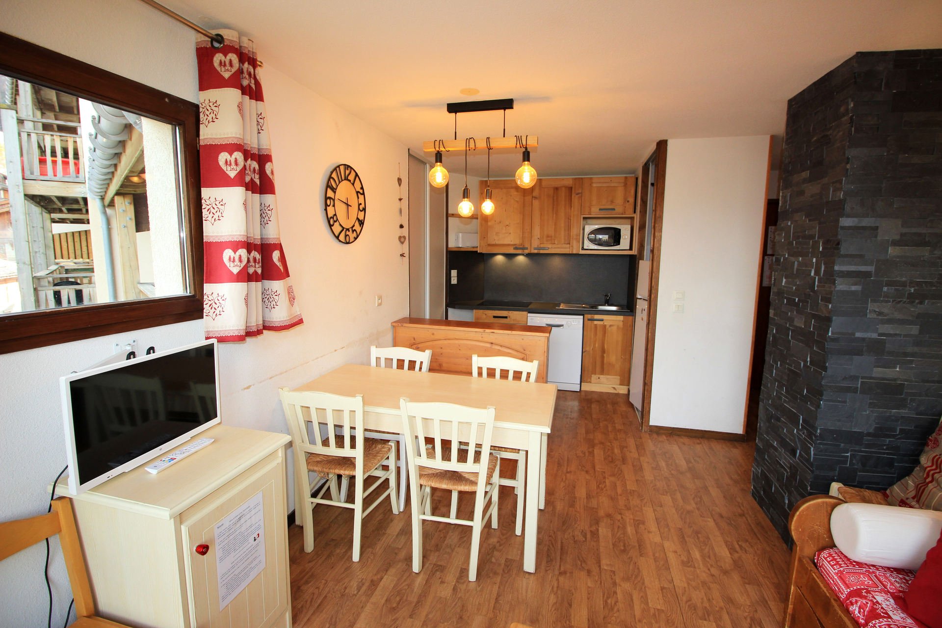 3 rooms 6 people - Appartements LES BALCONS DE LA VANOISE - La Norma