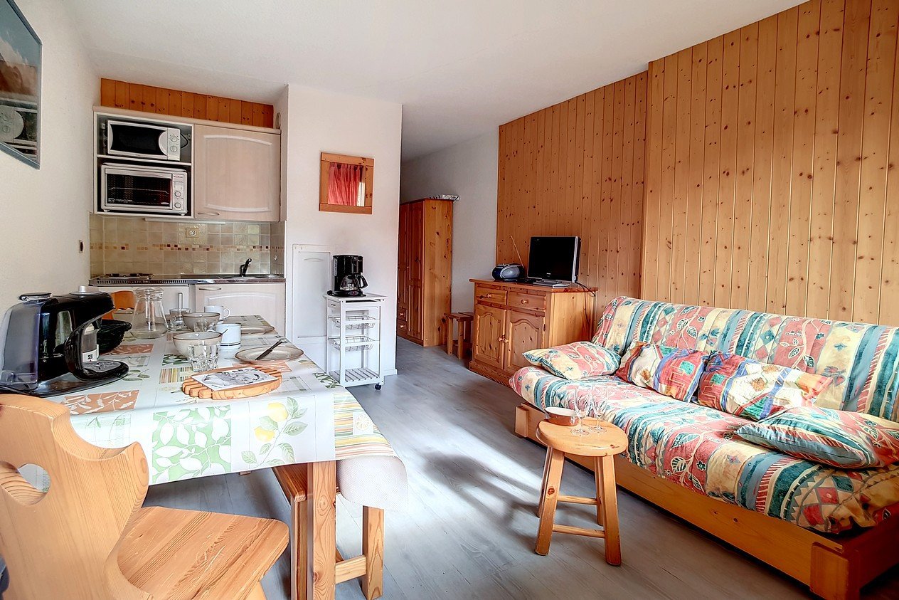 Studio for 4 people - travelski home choice - Appartements ASTERS C6 - Les Menuires Fontanettes