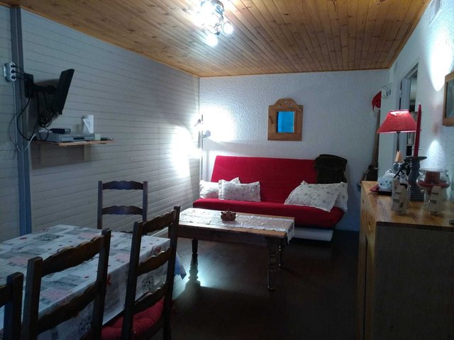 Appartement 41m² 2 P+C avec Loggia au Pied des Pistes FR-1-549-54 - Chamrousse