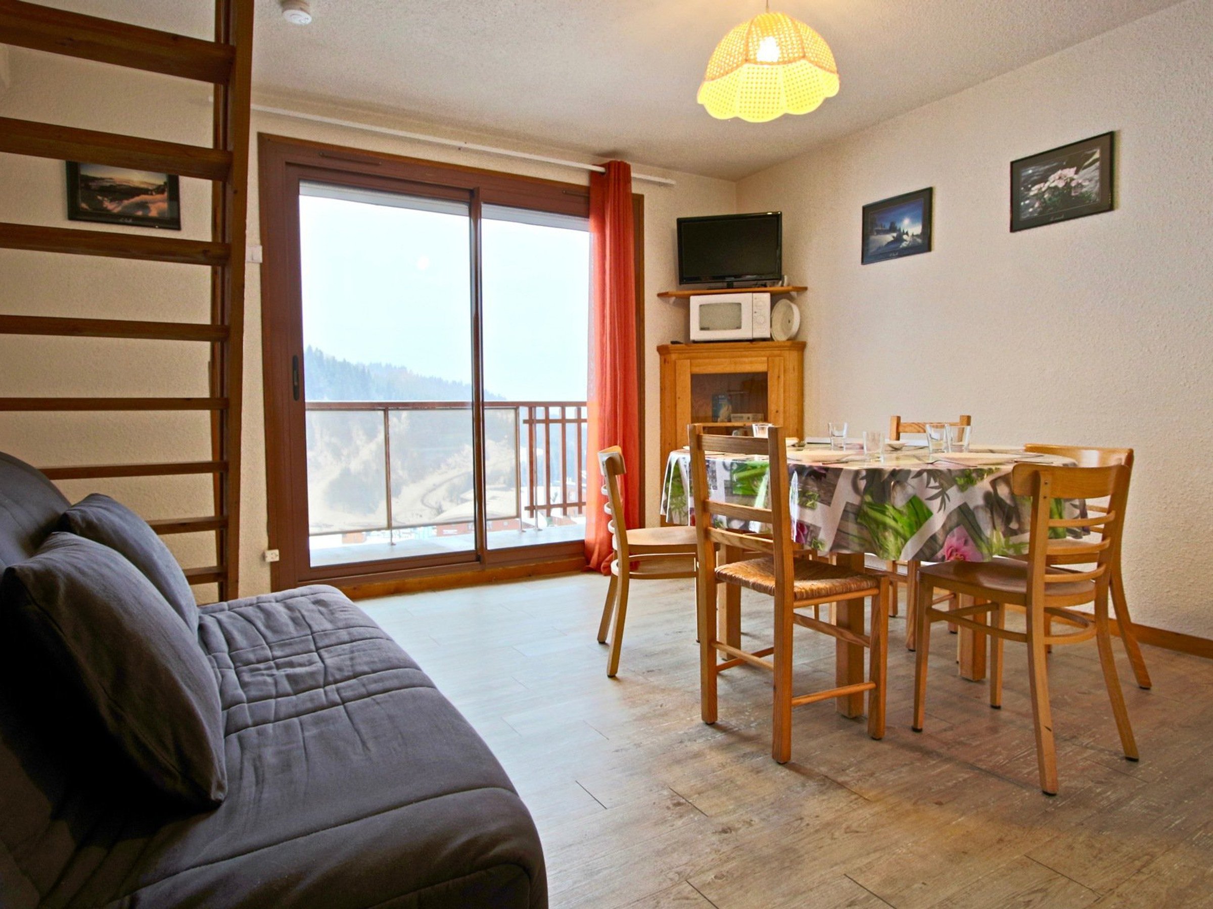 Appartement Chamrousse, 2 pièces, 7 personnes - Charmant appartement 39m² au pied des pistes, balcon Sud, tout équipé, Chamrousse 1650 FR-1-340-229 - Chamrousse