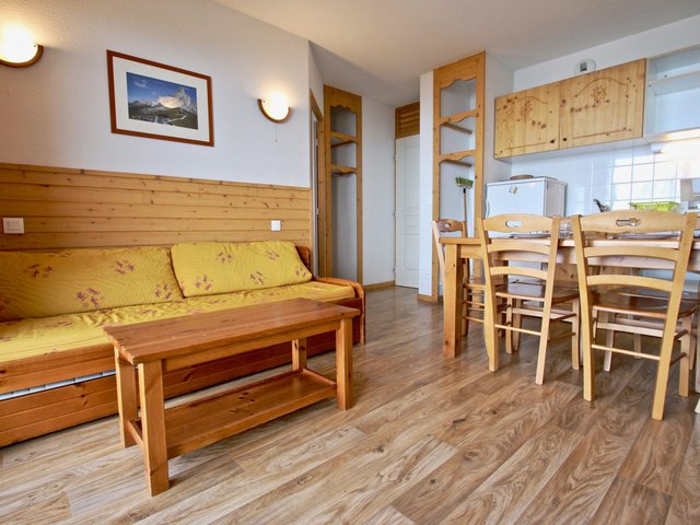 Bel appartement 2 pièces + cabine, proche pistes avec grande terrasse, à Chamrousse 1750 FR-1-549-5 - Chamrousse