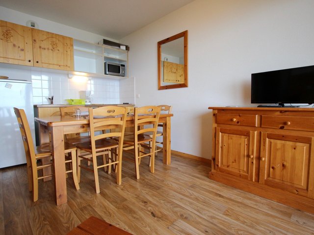 Bel appartement 2 pièces + cabine, proche pistes avec grande terrasse, à Chamrousse 1750 FR-1-549-5 - Chamrousse