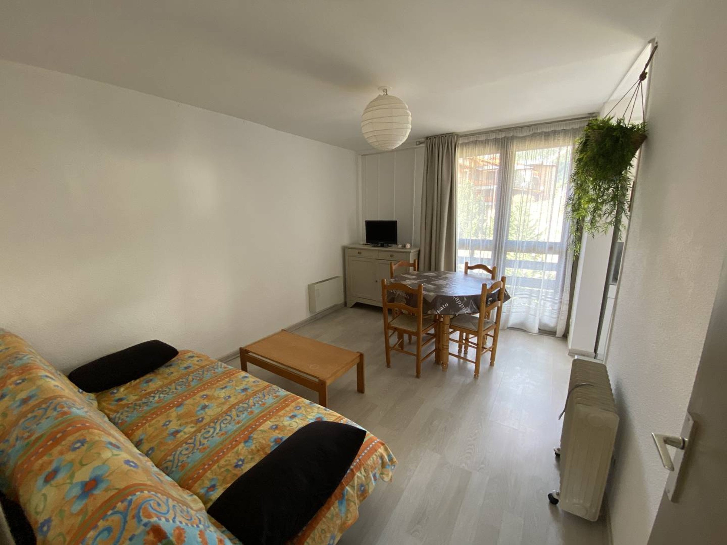 Appartement Les Angles, 3 pièces, 6 personnes - Charmant T3 aux Angles, à 400m des pistes - 4 couchages, balcon, casier à skis et parking inclus FR- - Les Angles
