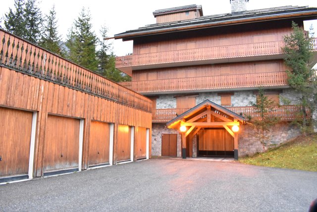 Appartement Ours Brun MRB480-009H - Méribel Centre 1600 
