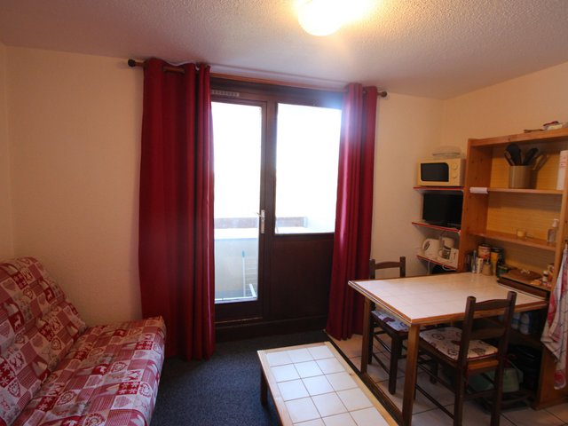 Joli studio 4 pers pieds pistes avec balcon FR-1-340-245 - Chamrousse