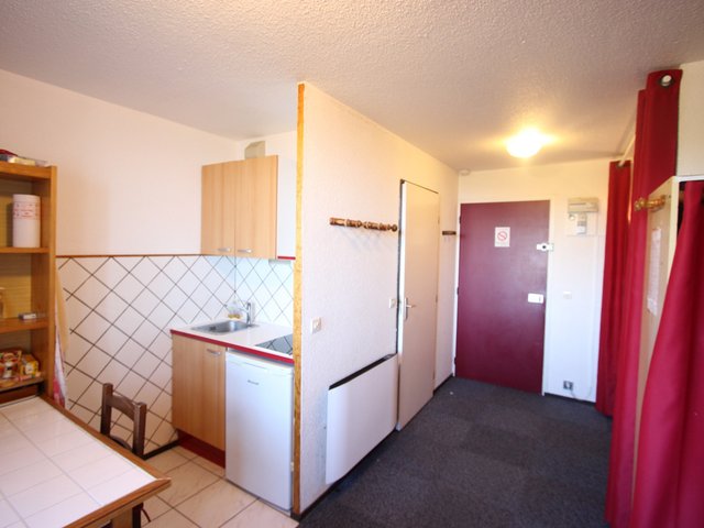 Joli studio 4 pers pieds pistes avec balcon FR-1-340-245 - Chamrousse
