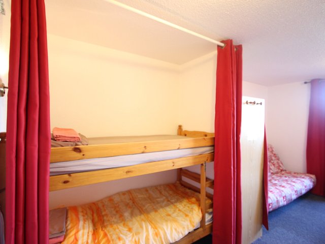 Joli studio 4 pers pieds pistes avec balcon FR-1-340-245 - Chamrousse