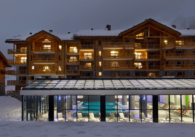 https://d1wek41qnoimq7.cloudfront.net/product/184218/W/O/residence-cgh-spa-les-chalets-de-flambeau-4-91a48fca.jpg