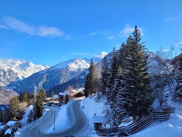 Résidence BRIGUES - ENTREE A - HAUT - Courchevel 1550