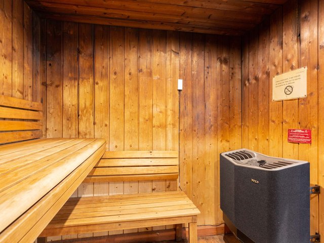 Appartement centre-ville avec piscine, sauna et parking privé FR-1-296-443 - Saint Lary Soulan