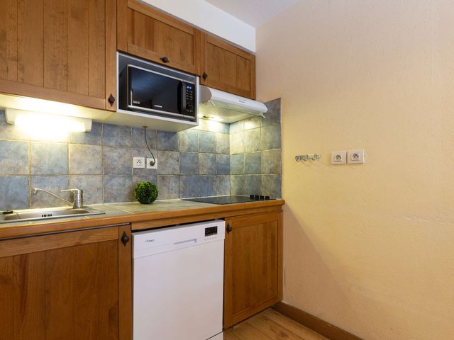 Appartement centre-ville avec piscine, sauna et parking privé FR-1-296-443 - Saint Lary Soulan