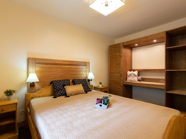 Appartement centre-ville avec piscine, sauna et parking privé FR-1-296-443 - Saint Lary Soulan