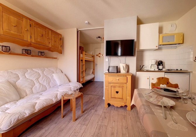 2 Pièces 4 personnes Ski soleil 2708 . - Appartements répartis Les Menuires Bruyères . - Les Menuires Bruyères