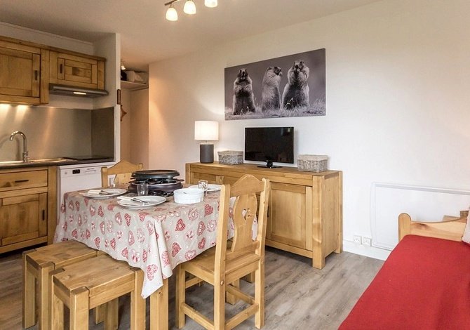 3 Pièces 6 personnes Ski soleil 2104 . - Appartements répartis Les Menuires Bruyères . - Les Menuires Bruyères
