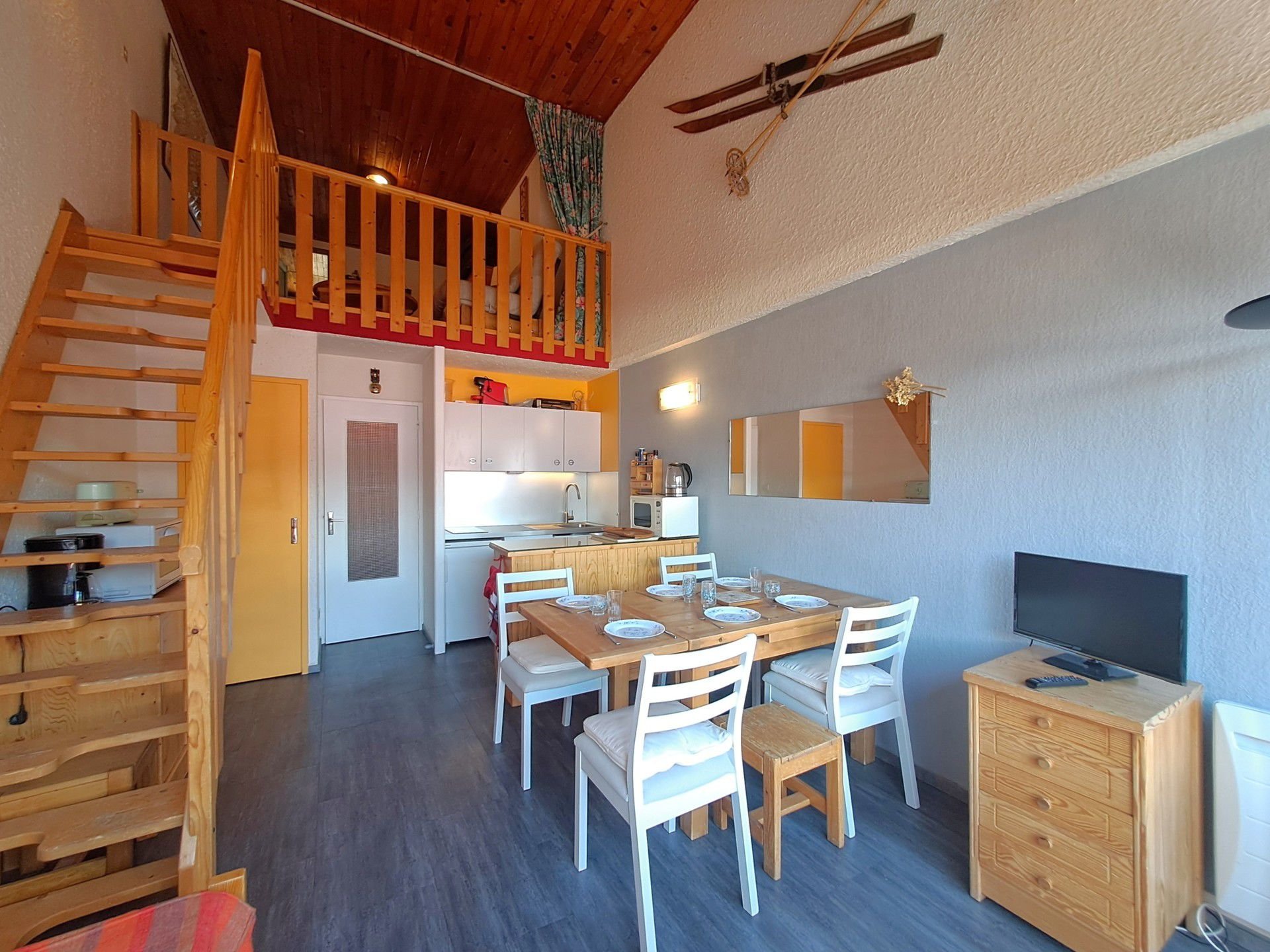 2 pièces 6 personnes Confort - Appartements SOLDANELLE - Les Deux Alpes Centre