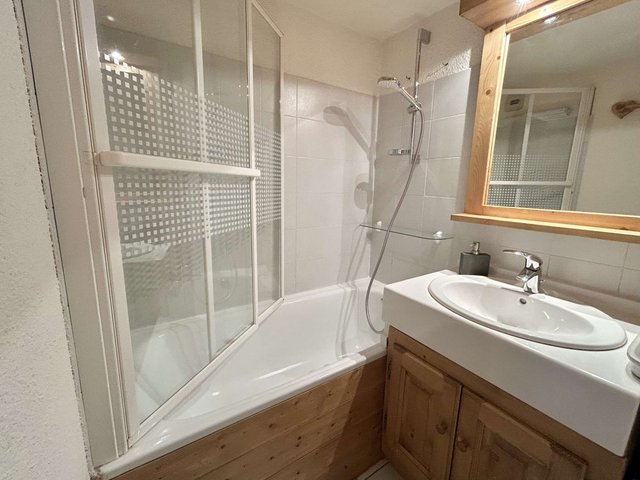 Studio Cabine + Mezzanine avec Balcon et Parking à Demi-Quartier FR-1-597-180 - Megève