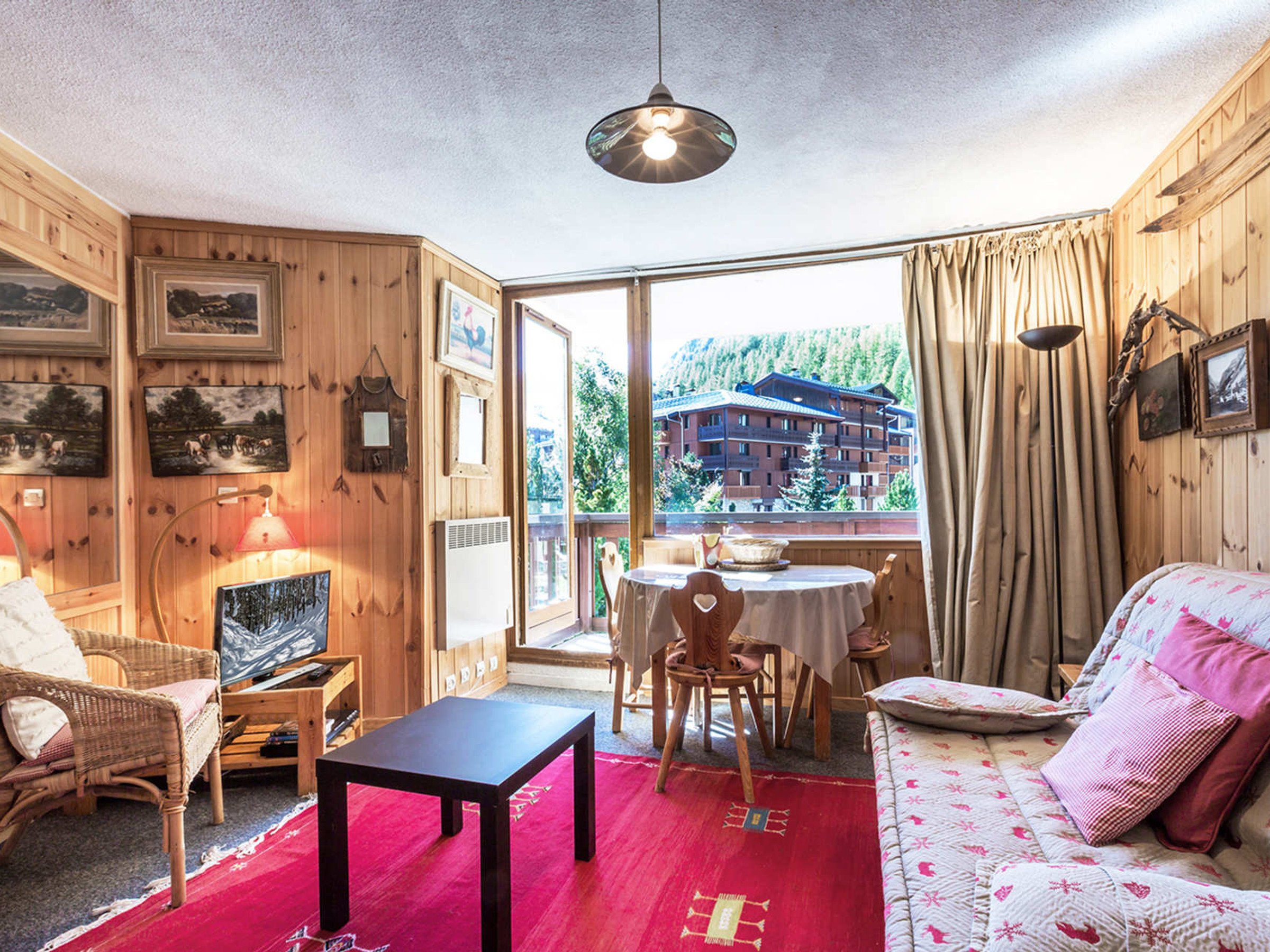 Appartement 2 pièces 4 personnes avec balcon - Résidence CHANTELOUVE - Val d’Isère Centre