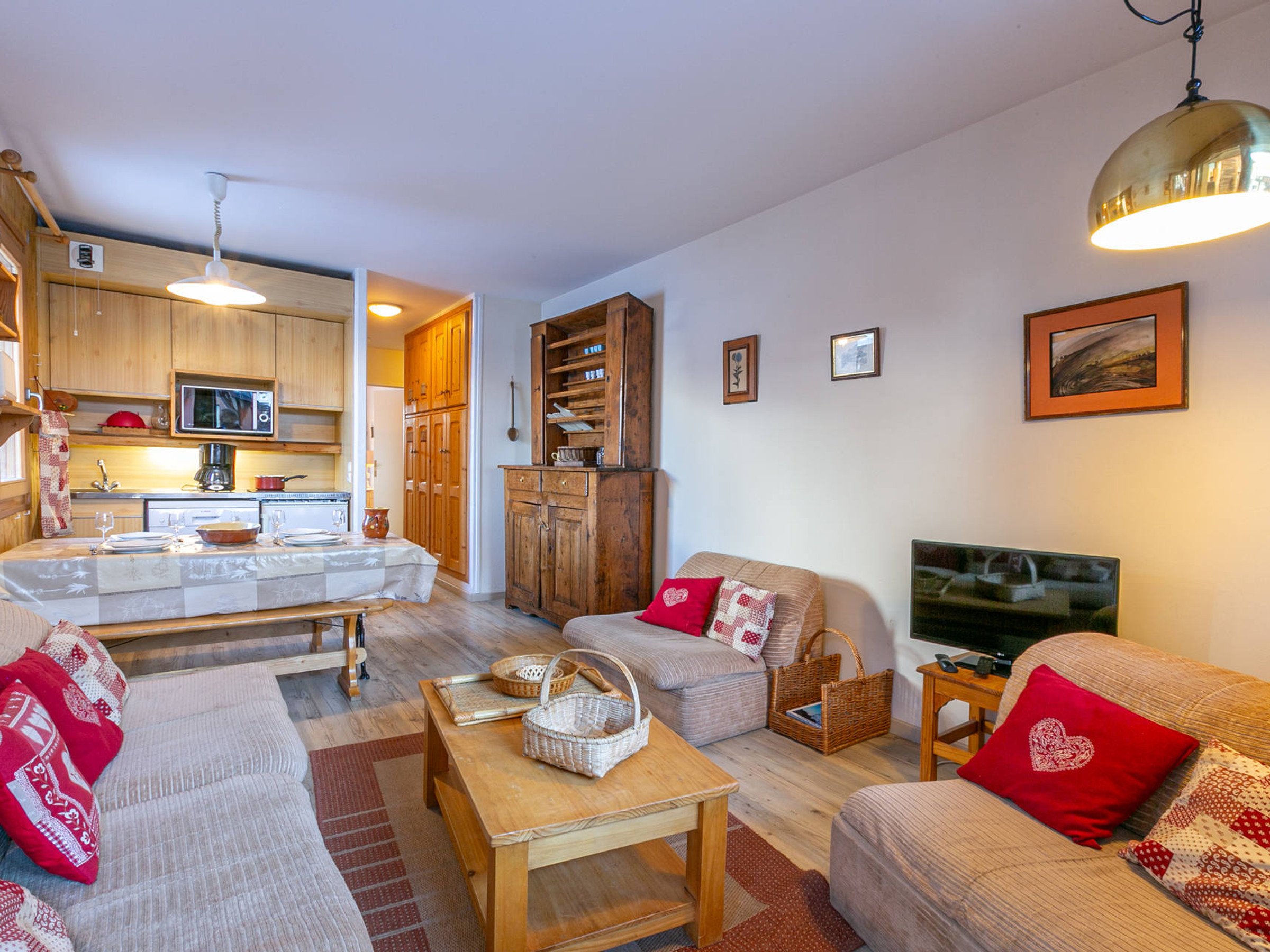 3 Rooms 5 people - Résidence ROGONEY BLEUETS - Val d’Isère Centre