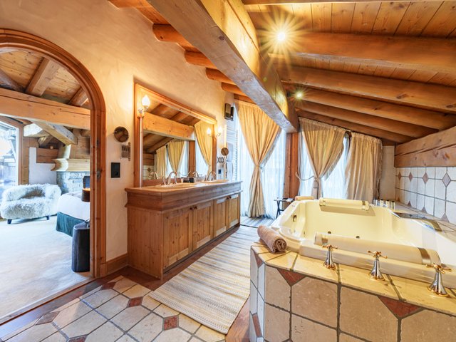 Chalet 6 pièces 10 personnes avec balcon - Courchevel 1850