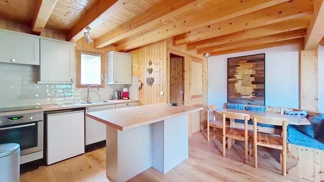 Chalet Chalet Ecureuil ECR CHARMING & NATURE 5 Pers. - Châtel