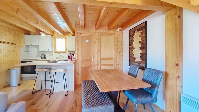 Chalet Chalet Ecureuil ECR CHARMING & NATURE 5 Pers. - Châtel