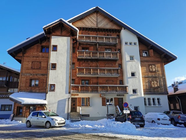 Charmant T2 rénové au cœur des Gets avec balcon et parking FR-1-598-183 - Les Gets