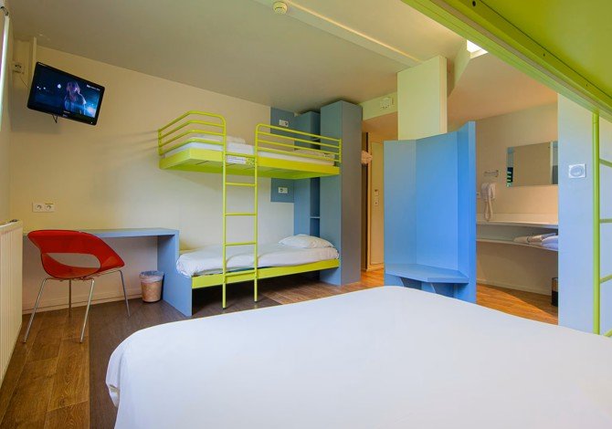 Chambre Classique 4 Personnes - Hôtel du Futuroscope * - Chasseneuil du Poitou - Futuroscope
