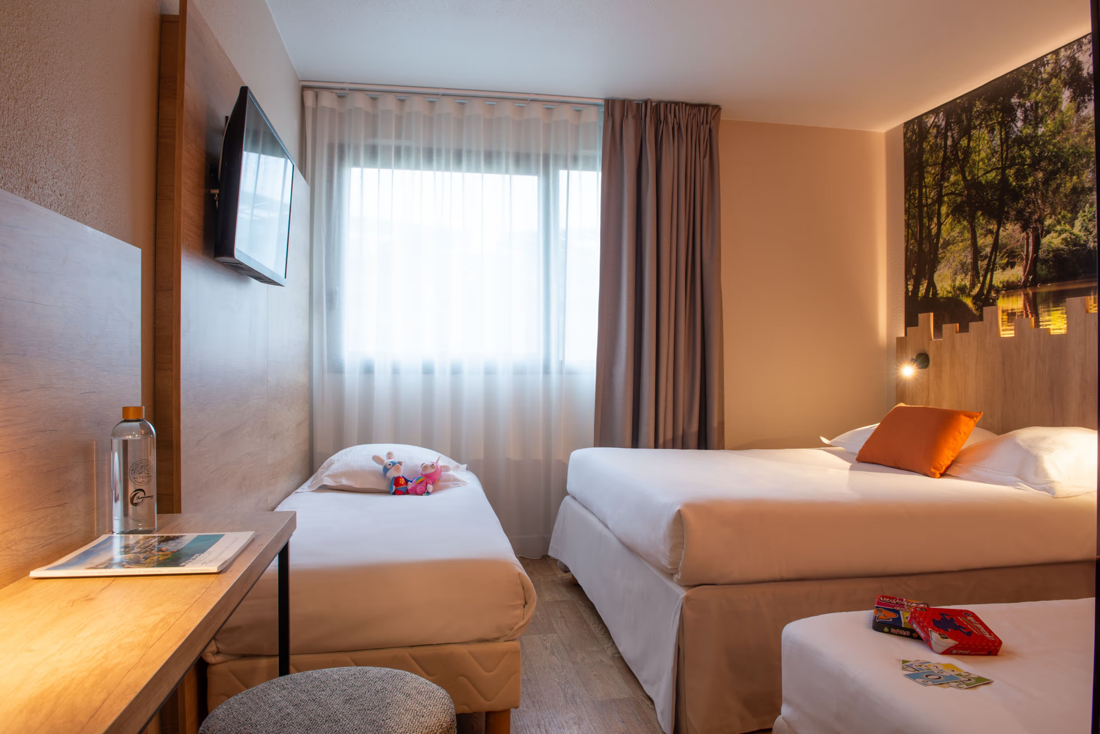 Chambre Classique 3 à 4 Personnes - Hôtel Altéora *** - Chasseneuil du Poitou - Futuroscope