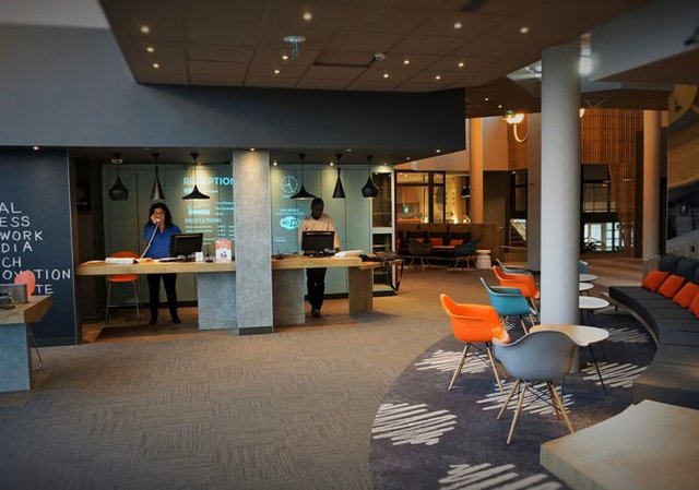 Hôtel Ibis *** - Chasseneuil du Poitou - Futuroscope