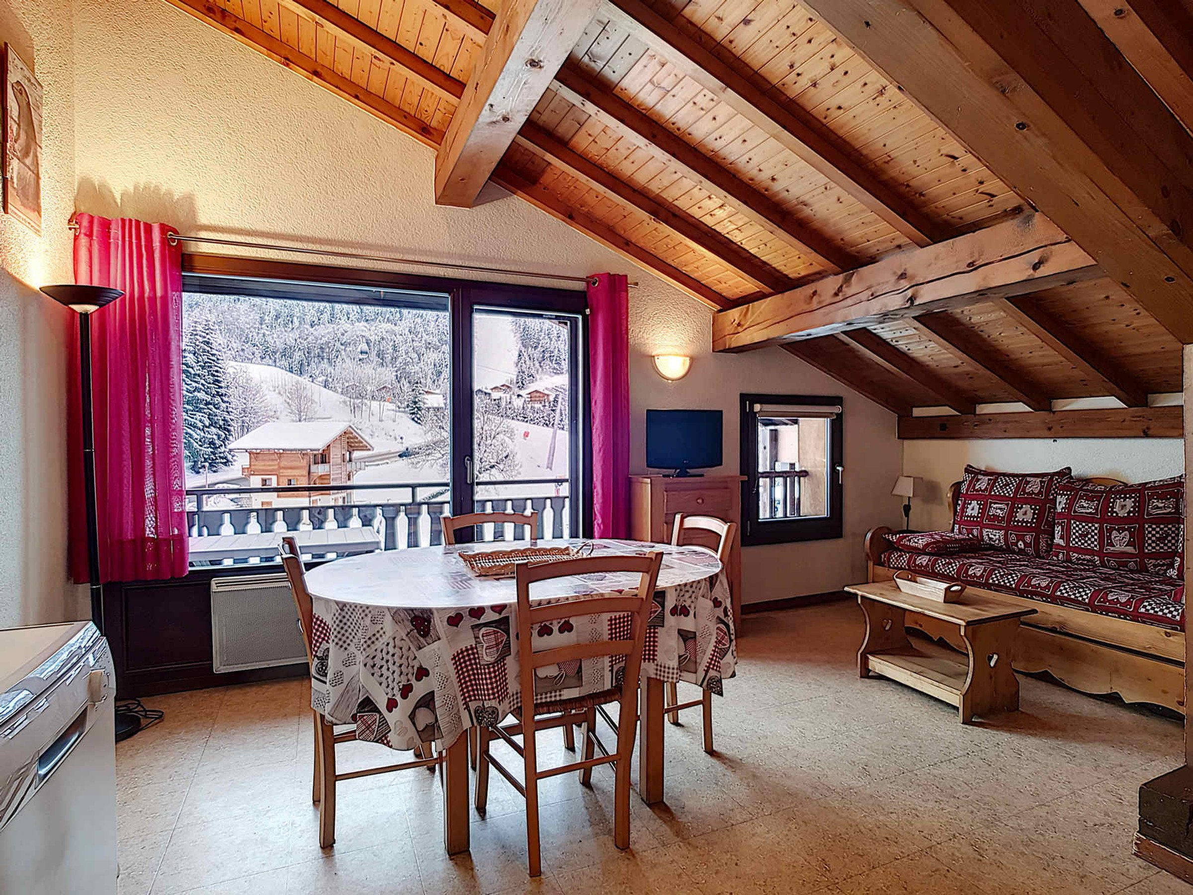 Studio 8 personnes avec balcon - Résidence PLESSIS - La Clusaz