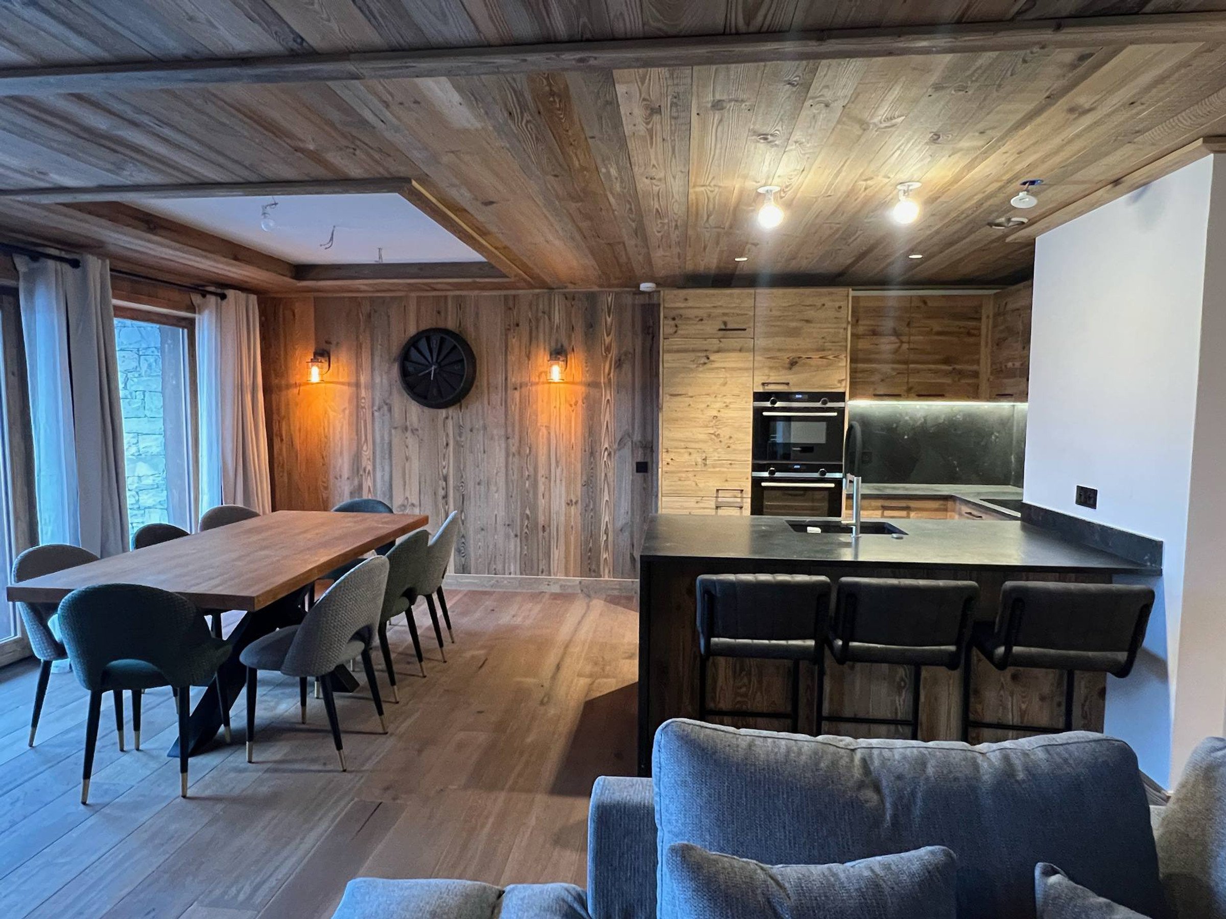 Appartement 4 pièces 6 personnes avec balcon - Résidence LES BOSSES - Val d’Isère Centre