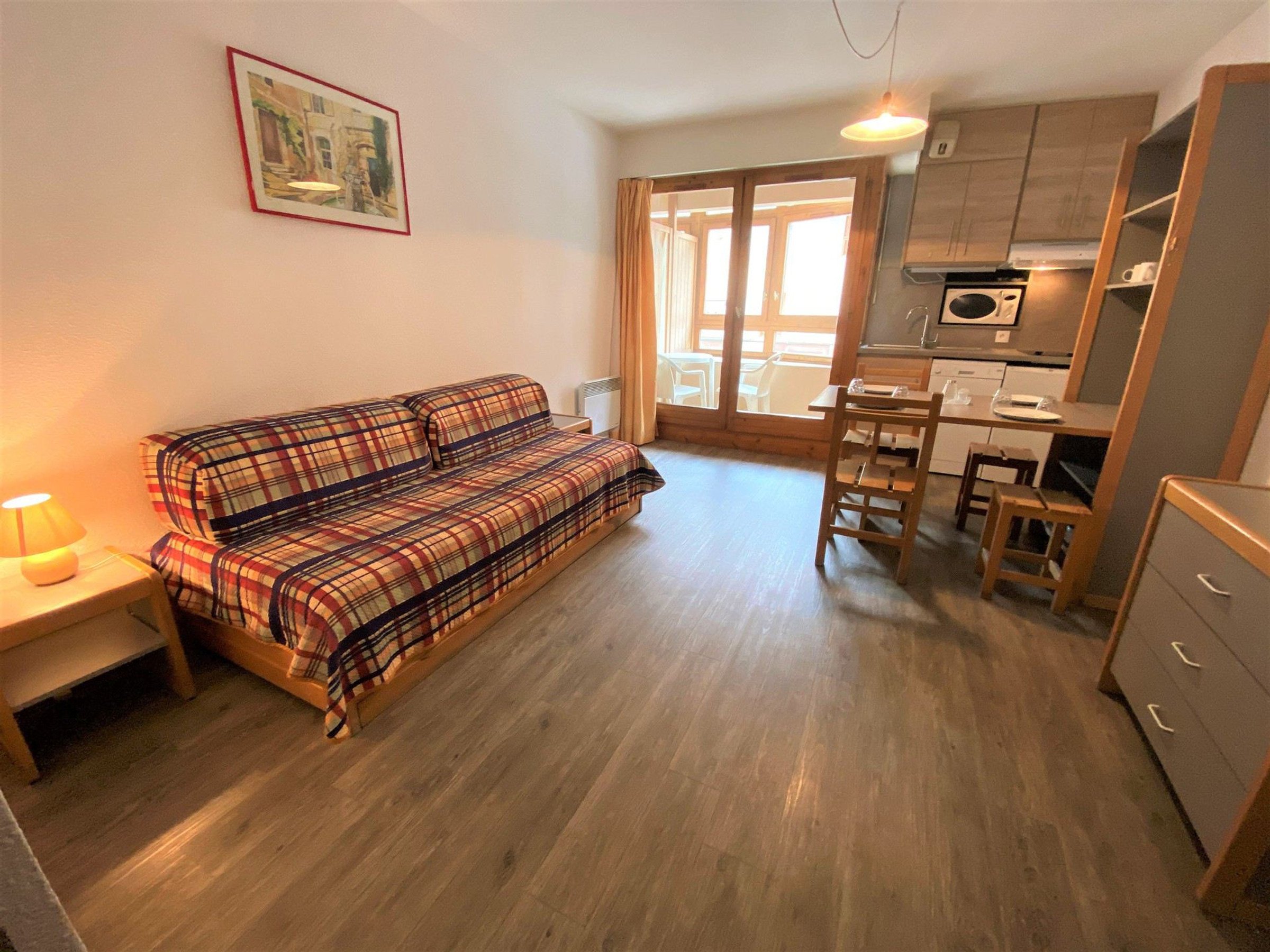 Studio 4 personnes avec balcon - Résidence GRAND CHALET - Brides les Bains