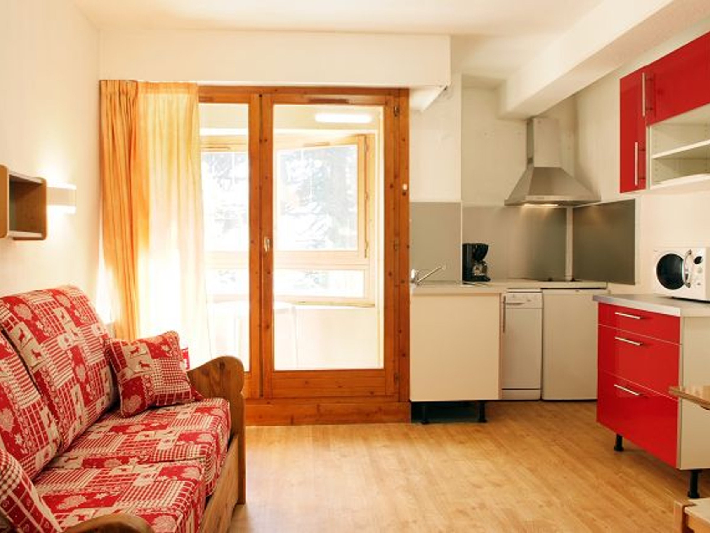 Studio 4 personnes avec balcon - Résidence GRAND CHALET - Brides les Bains