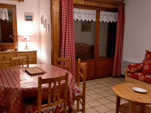 Studio 5 personnes avec balcon - Samoëns