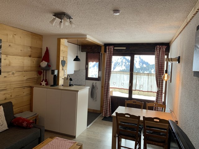 Studio 4 personnes avec balcon - Samoëns