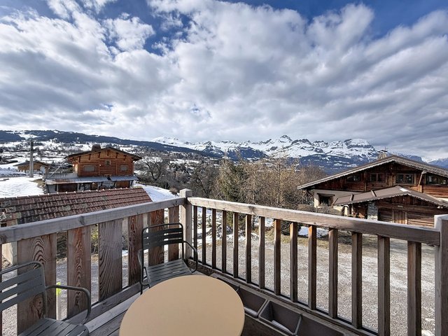 Chalet 7 pièces 12 personnes avec terrasse - Combloux