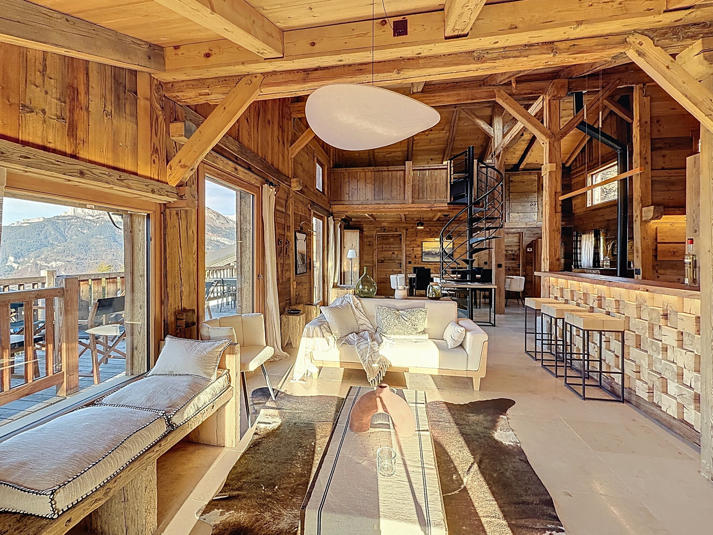 Chalet 7 pièces 12 personnes avec terrasse - Chalet 7 pièces 12 personnes avec terrasse - Combloux