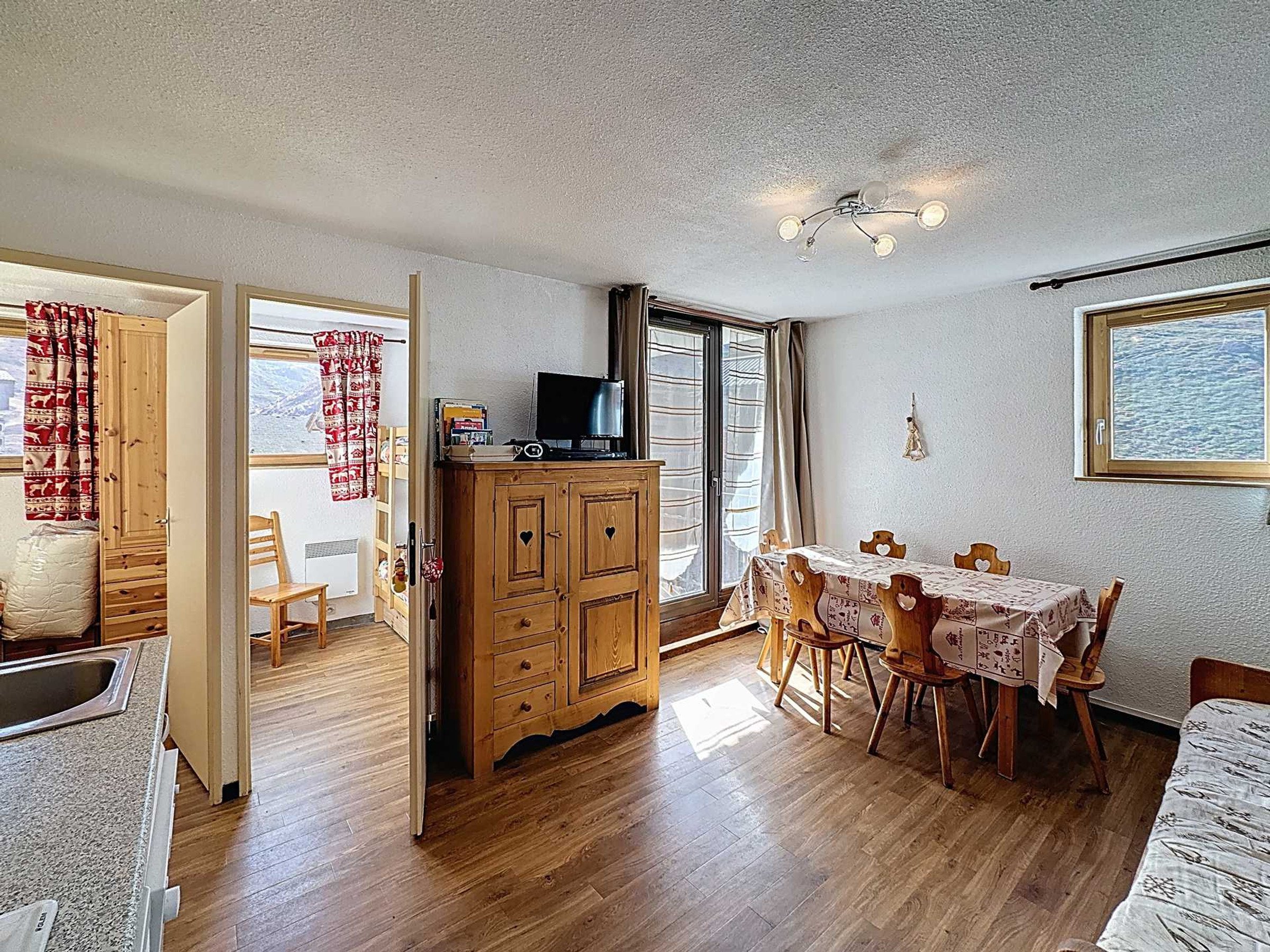 Appartement 3 pièces 6 personnes avec balcon - Résidence SKI SOLEIL - Les Menuires Bruyères