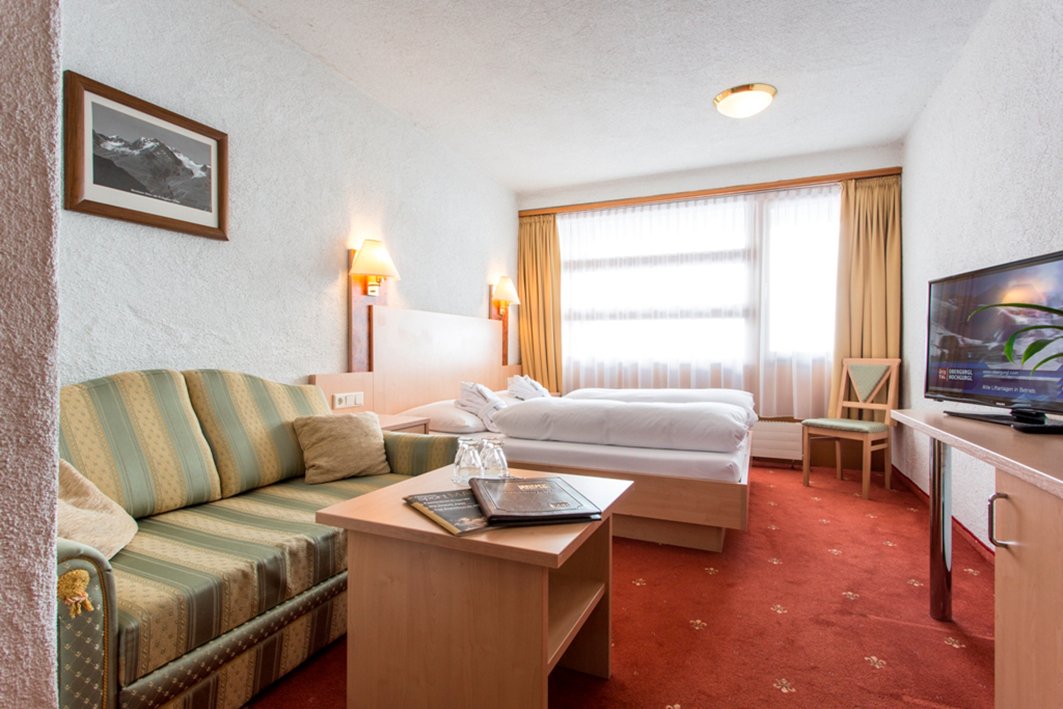 Comfort Family Room balcony - halfboard - All Inclusive Hotel Lohmann - Obergurgl