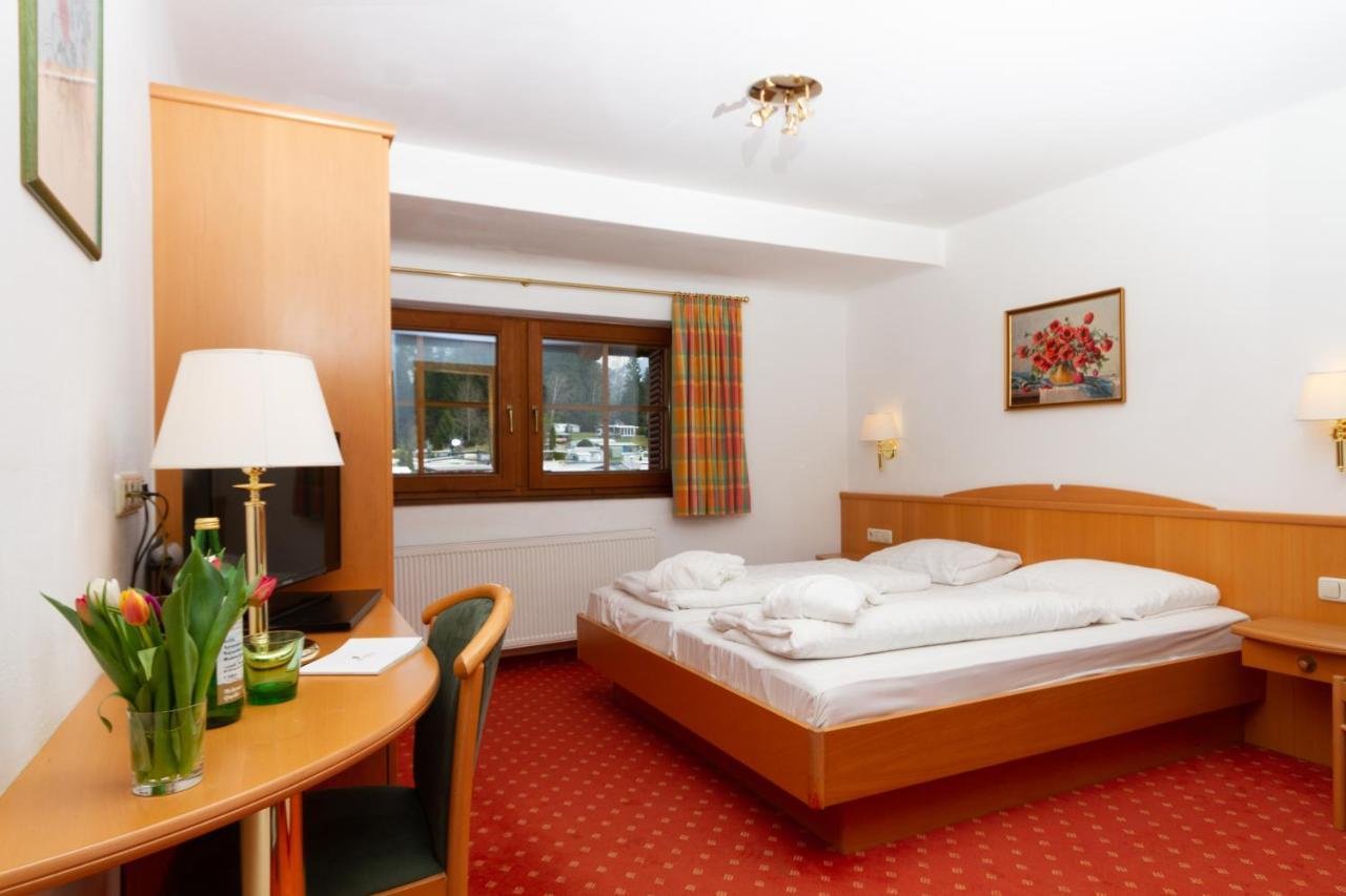 Standard Single Room - halfboard - Bruggerhof - Kitzbuhel