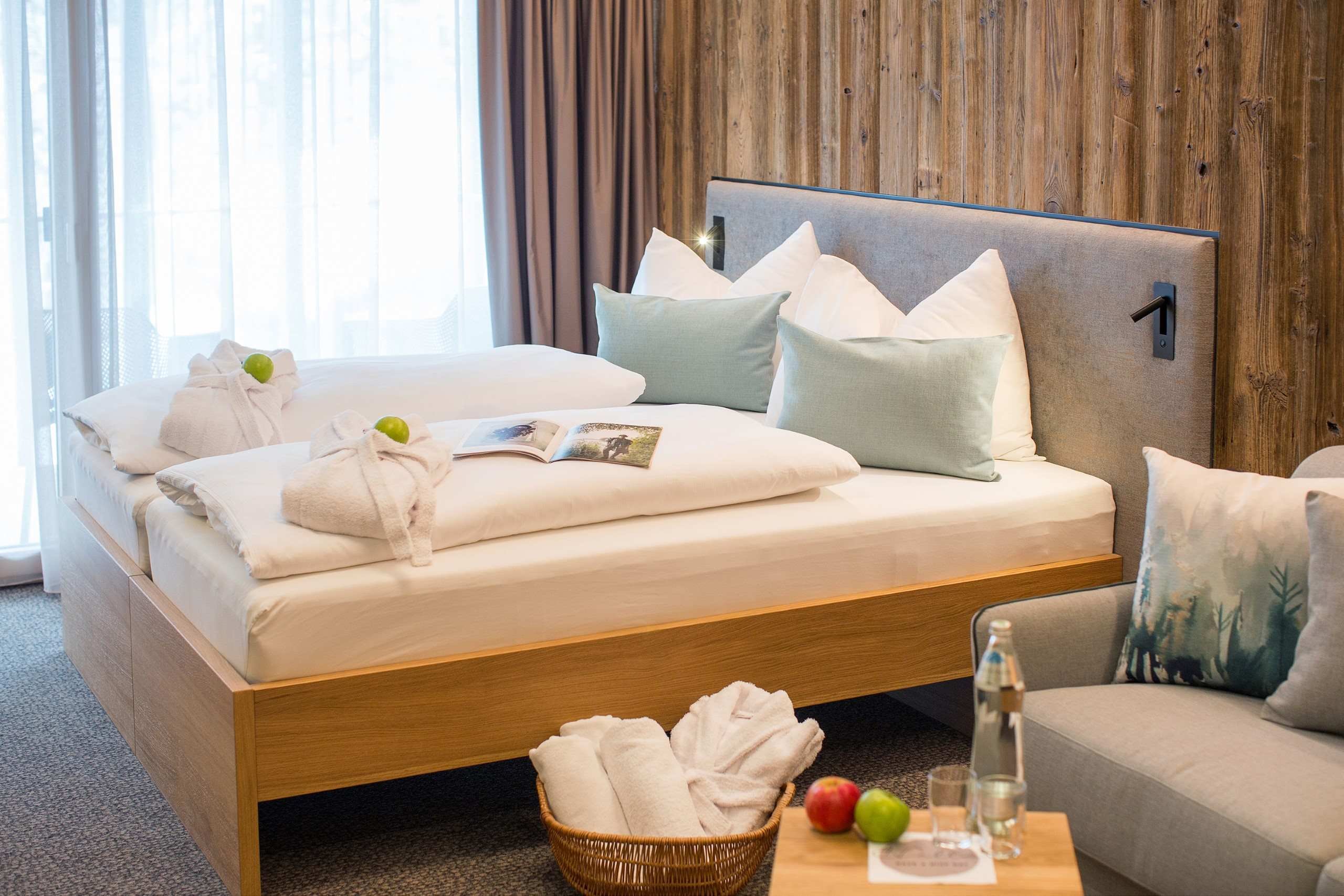 Deluxe Double Room balcony - halfboard - Hotel Der Waldhof - Zell am See