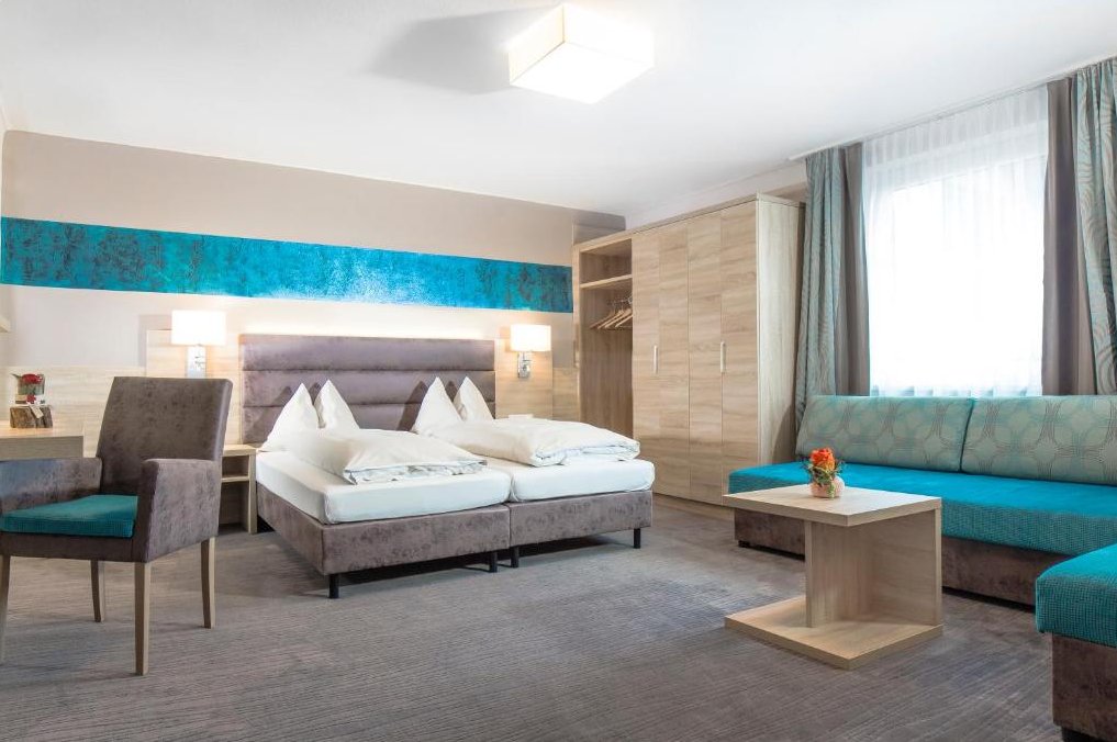 Room for 3 people - Hotel Neue Post - Schaldming 