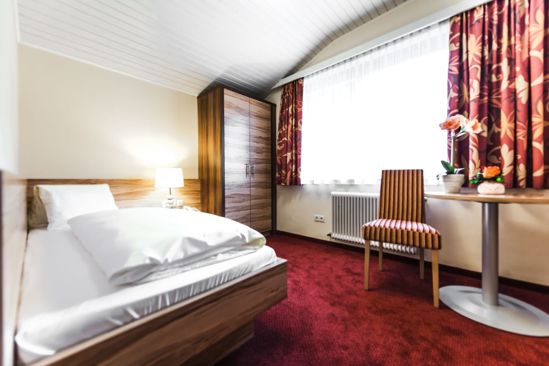 Standard Single Room - halfboard - Hotel Schladmingerhof - Schaldming 