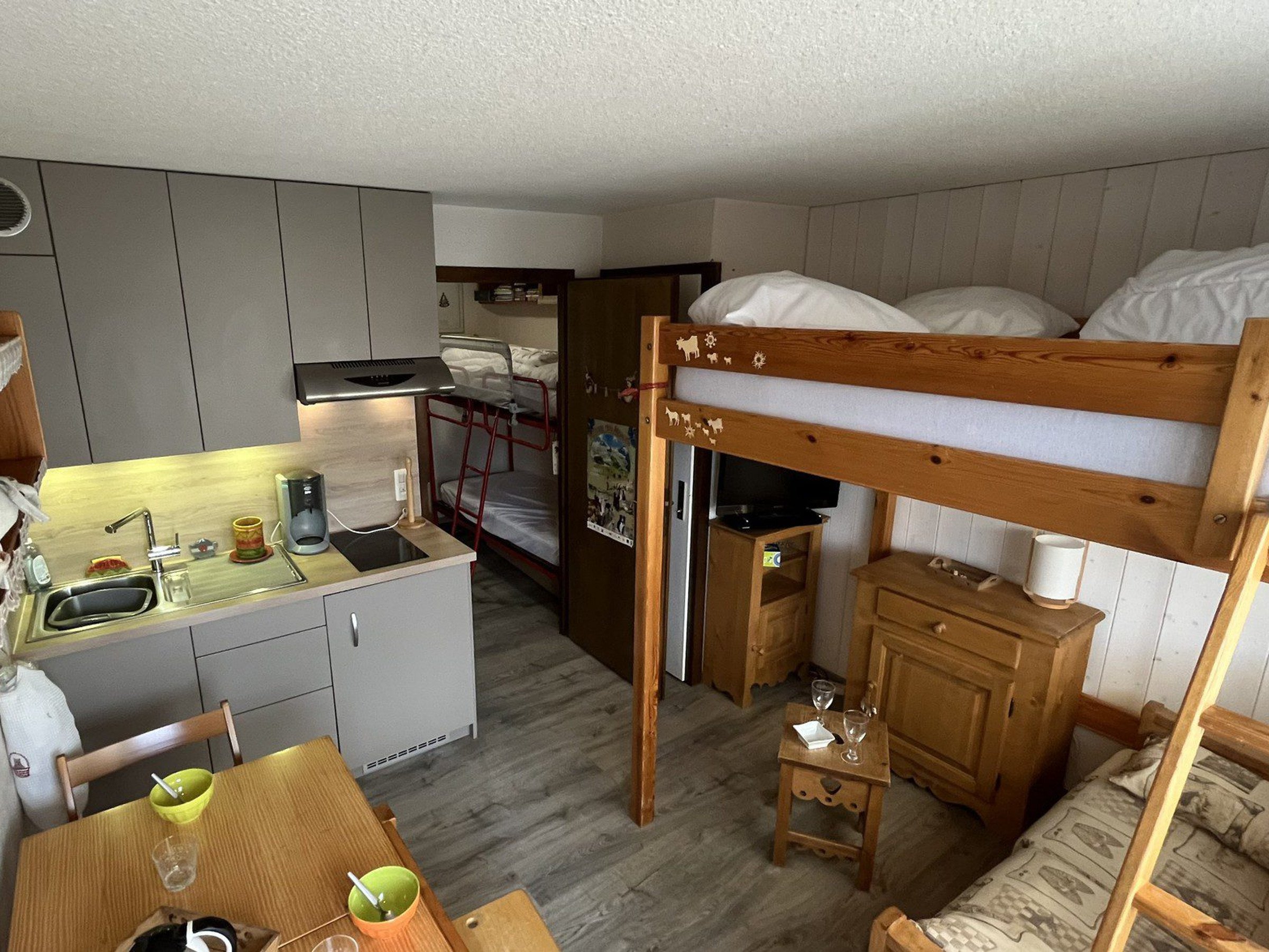 Studio 4 personnes avec balcon - Résidence CHALETS DU CLEVIEUX - Samoëns