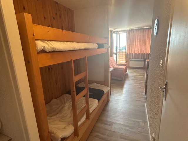 Studio 4 personnes avec balcon - Super-Besse