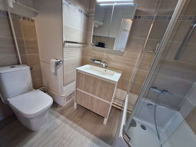 Studio 4 personnes avec balcon - Super-Besse