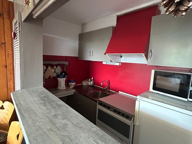 Appartement 3 pièces 8 personnes avec balcon - Super-Besse