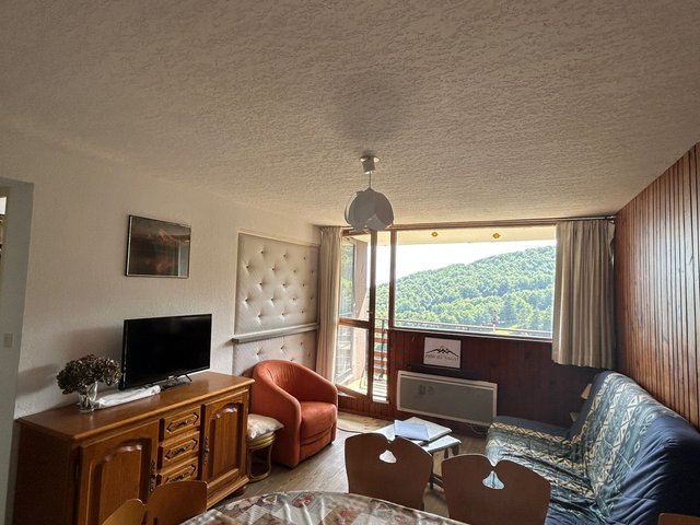 Appartement 3 pièces 8 personnes avec balcon - Super-Besse