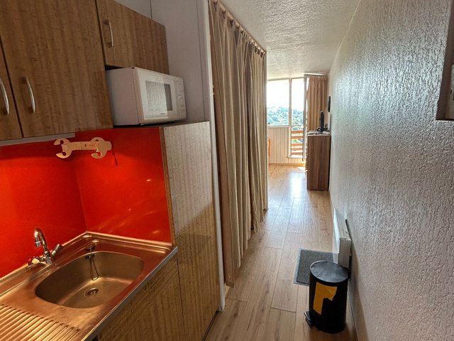 Studio 4 personnes avec balcon - Super-Besse