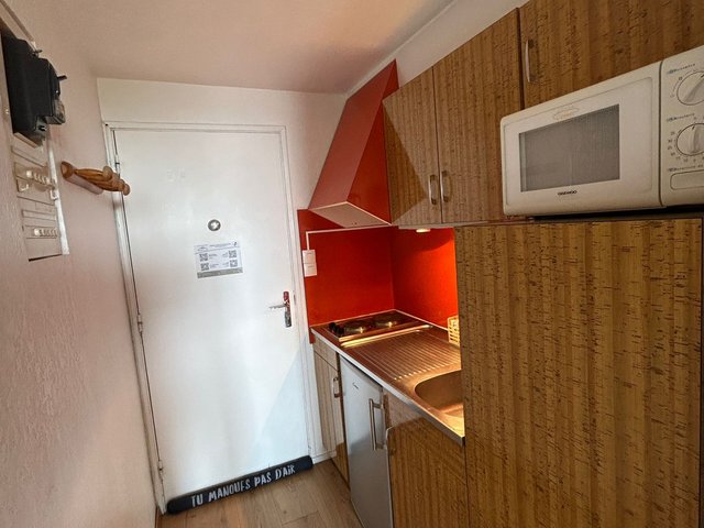 Studio 4 personnes avec balcon - Super-Besse